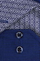 Koszula Eterna Modern Fit – ciemnoniebieska z niebiesko-białą wewnętrzną stójką - extra długi rękaw