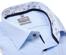 Koszula Olymp Comfort Fit – jasnoniebieska z wyszytym wzorem i kwiatową wewnętrzną stójką - krótki rękaw