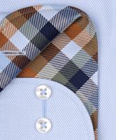 Koszula Eterna Modern Fit Twill - jasnoniebieska z diagonalną strukturą i kolorową stójką i mankietem (2)