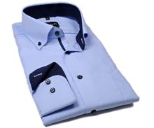 Koszula Venti Comfort Fit – jasnoniebieska z delikatną strukturą i ciemnoniebieską stójką wewnętrzną (1)
