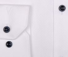 Marvelis Body Fit – biała koszula z wyszytym wzorem i wewnętrzną stójką