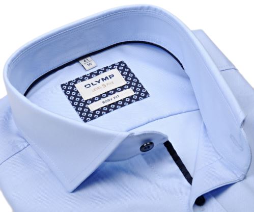 Koszula Olymp Level Five – luksusowa jasnoniebieska z diagonalną strukturą i plisą wewnętrzną