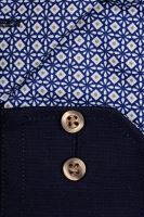 Koszula Eterna Comfort Fit – ciemnoniebieska z wewnętrzną stójką i mankietem - extra długi rękaw