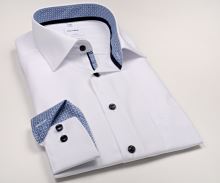 Koszula Olymp Luxor Comfort Fit – biała z niebiesko-bialą wewnętrzną stójką i mankietem